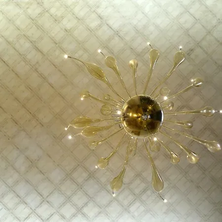 科尔特巴罗奇威尼斯套房酒店 2*