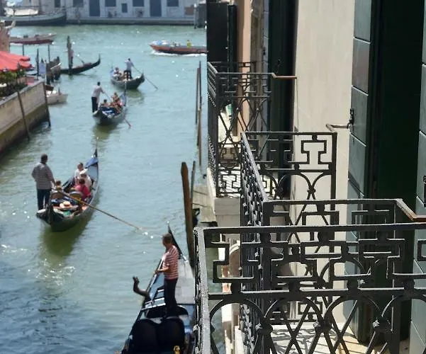 Corte Barozzi Lägenhetshotell Venedig