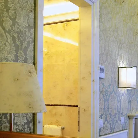 Corte Barozzi Aparthotel 2*